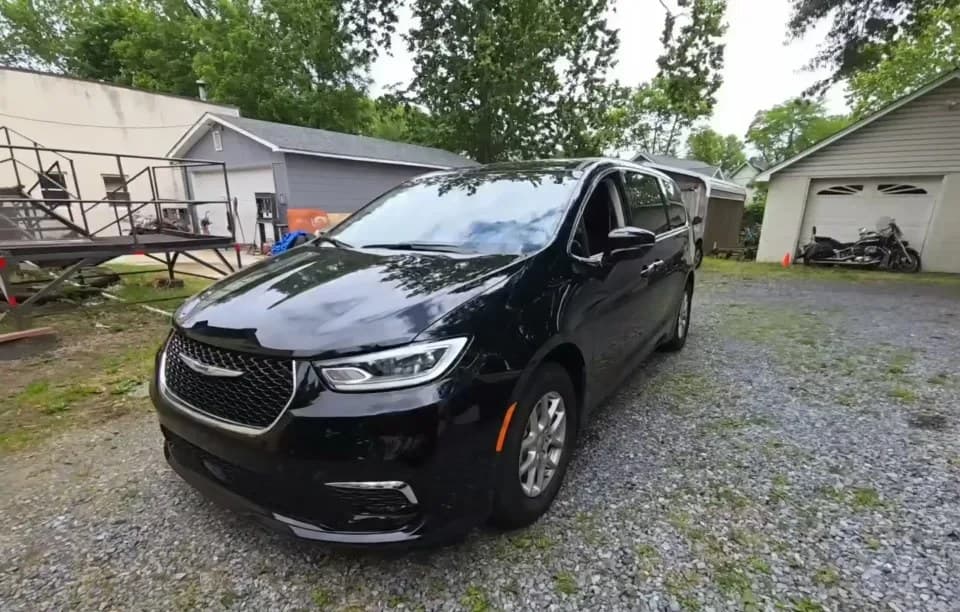 2024 CHRYSLER PACIFICA TOURING L 121.6" WB