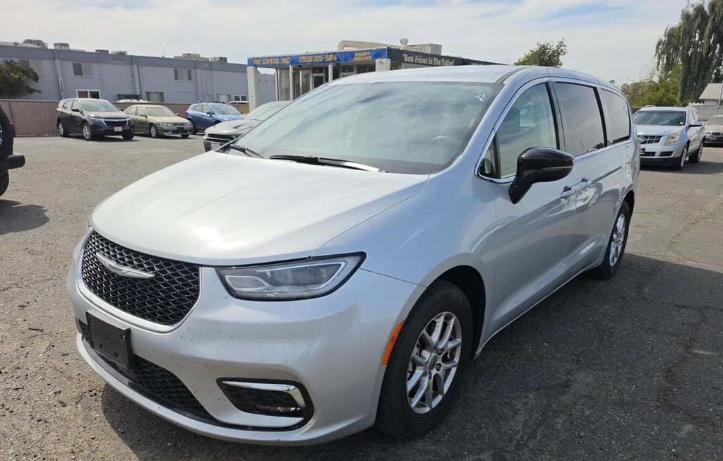 2024 CHRYSLER PACIFICA TOURING L 121.6" WB