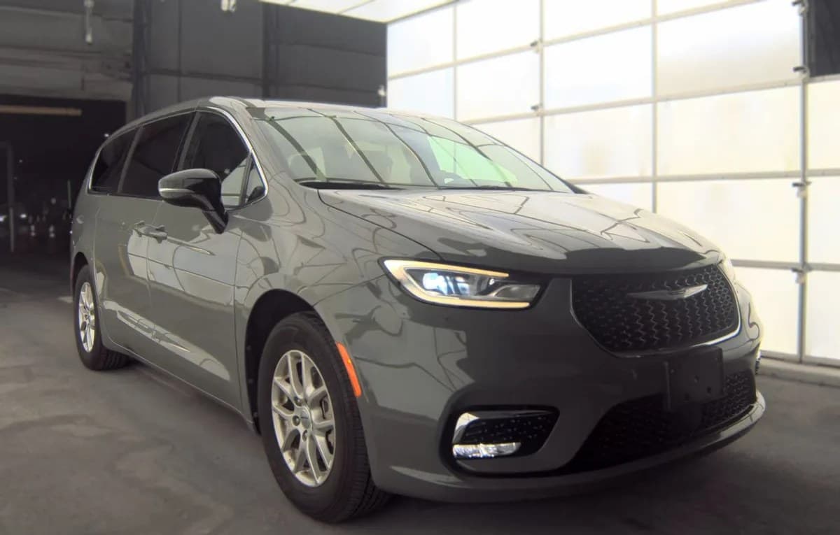 2025 CHRYSLER PACIFICA SELECT 121.6" WB 4
