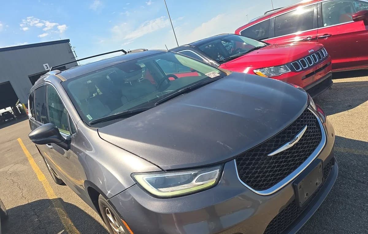 2021 CHRYSLER PACIFICA TOURING L 121.6" WB 4