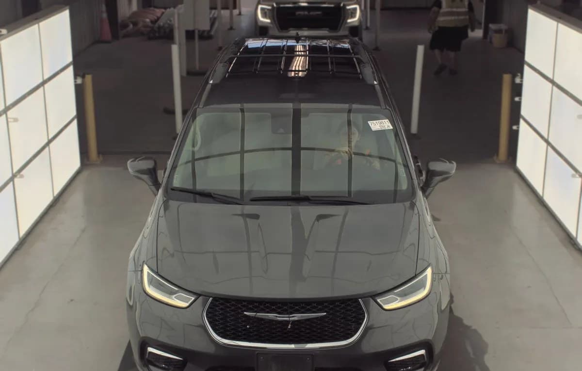 2021 CHRYSLER PACIFICA TOURING L 121.6" WB 3