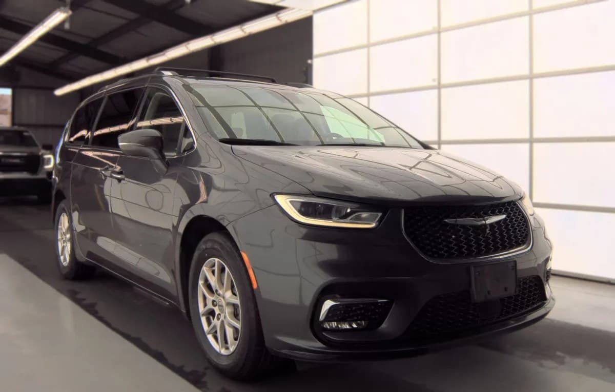 2021 CHRYSLER PACIFICA TOURING L 121.6" WB 4
