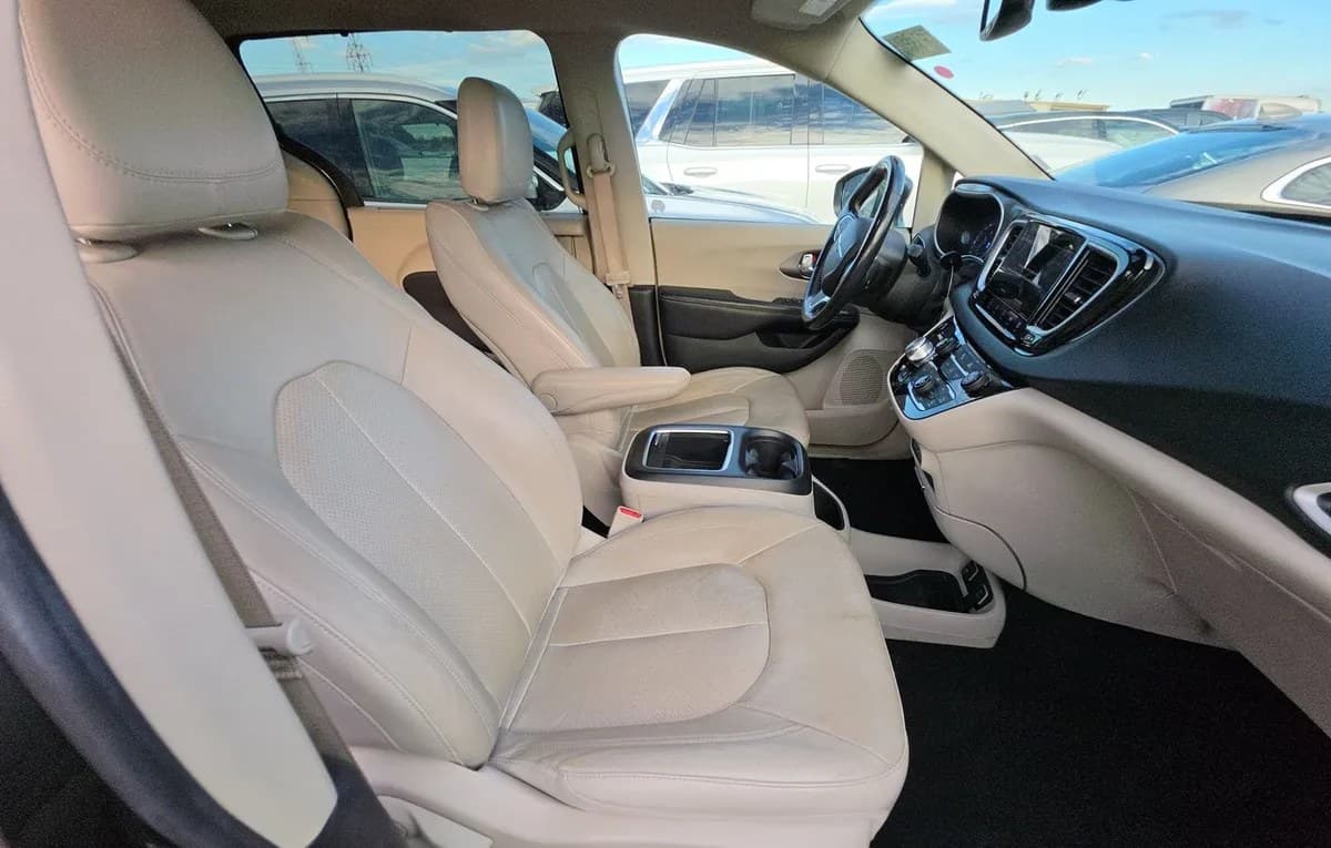 2021 CHRYSLER PACIFICA TOURING L 121.6" WB 5
