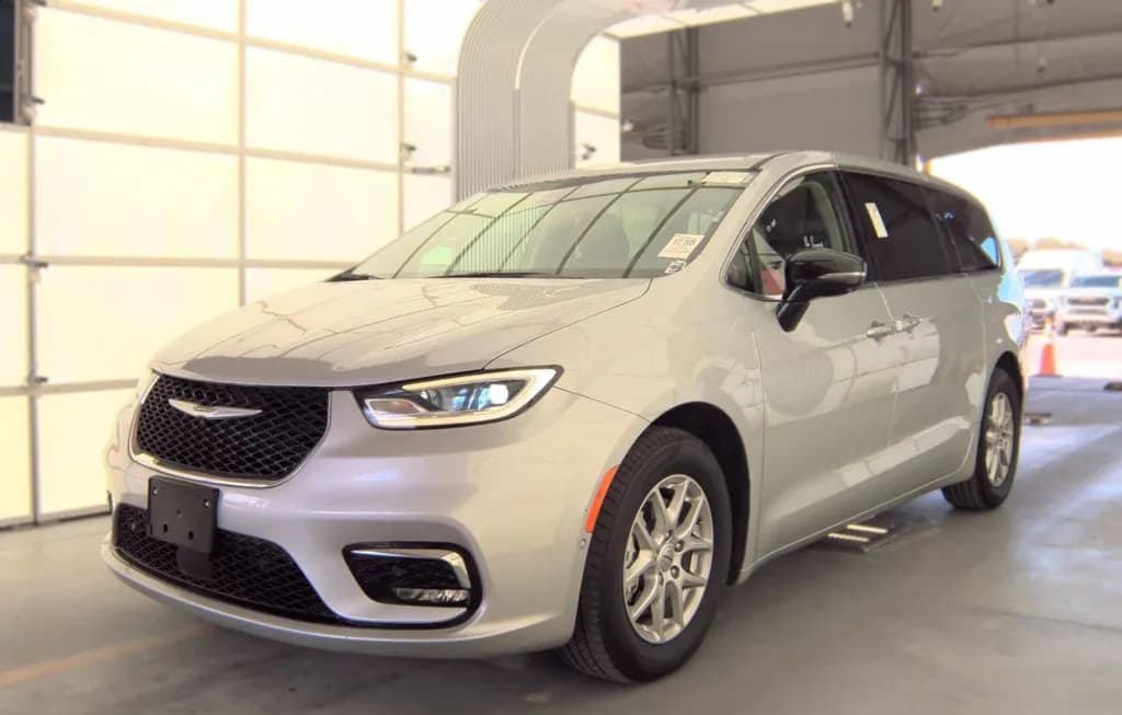 2024 CHRYSLER PACIFICA TOURING L 121.6" WB
