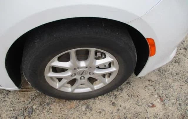 2023 CHRYSLER VOYAGER LX 121.6" WB 4