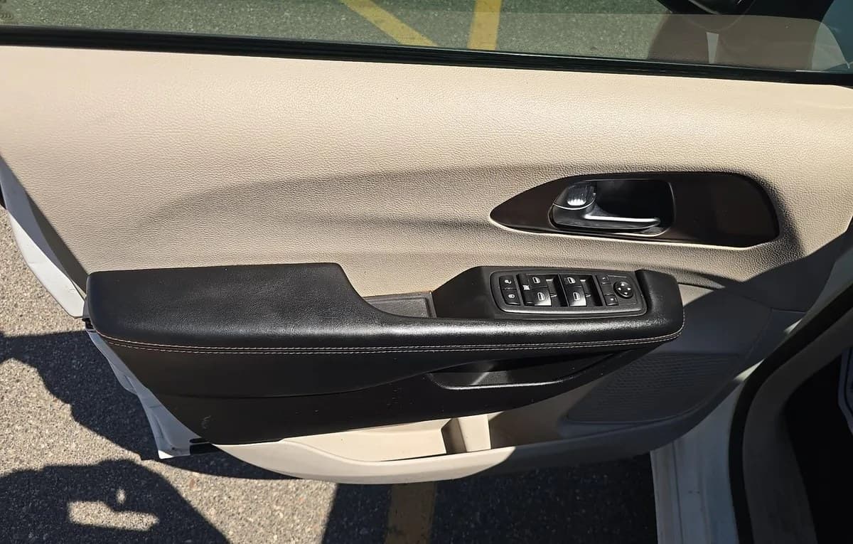 2019 CHRYSLER PACIFICA LX 121.6" WB 6