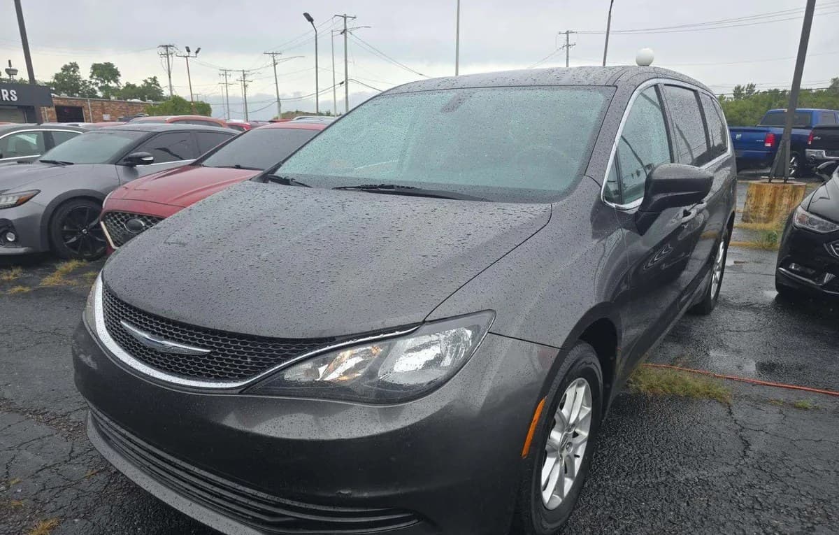 2017 CHRYSLER PACIFICA TOURING 121.6" WB 2
