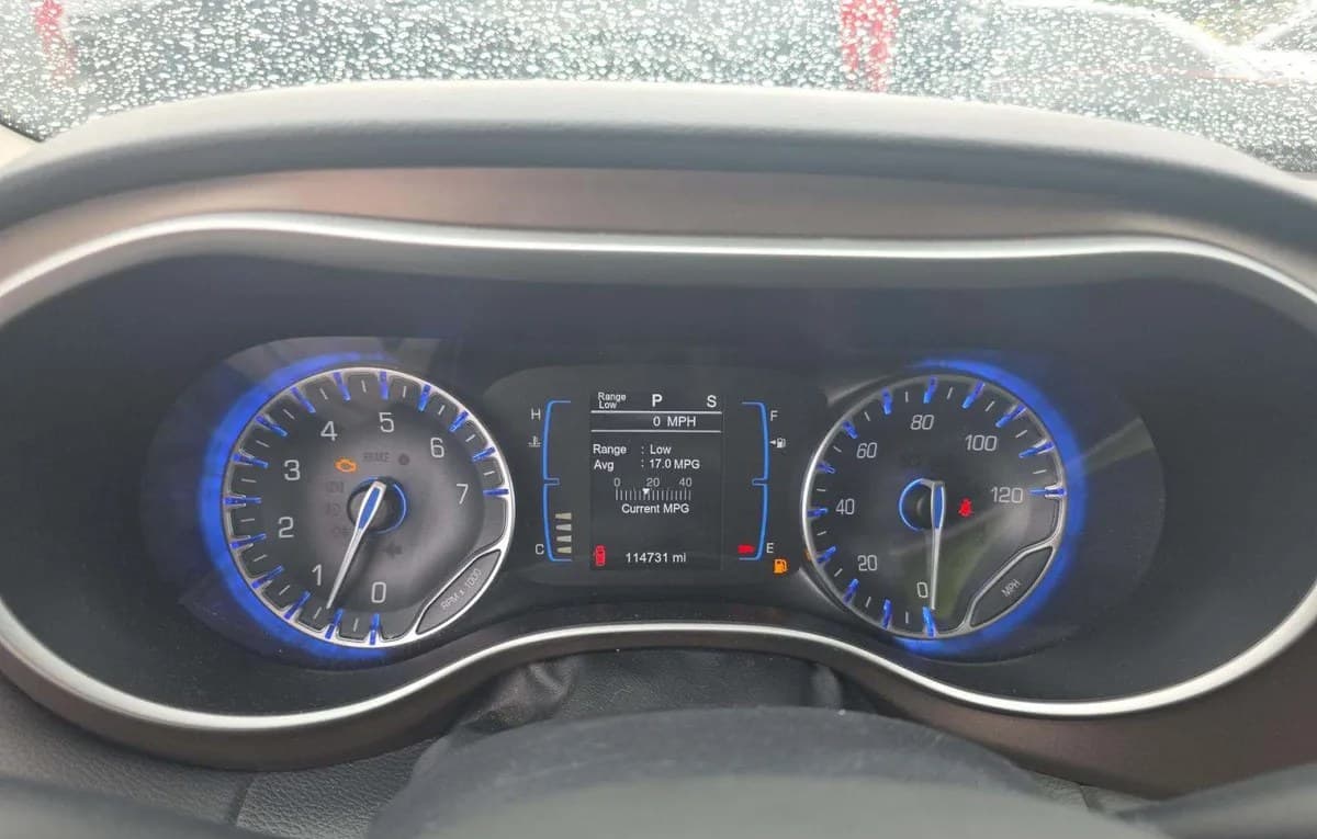 2017 CHRYSLER PACIFICA TOURING 121.6" WB 6