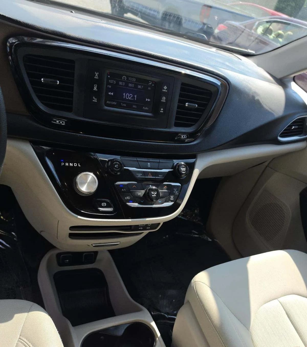 2017 CHRYSLER PACIFICA TOURING 121.6" WB 7