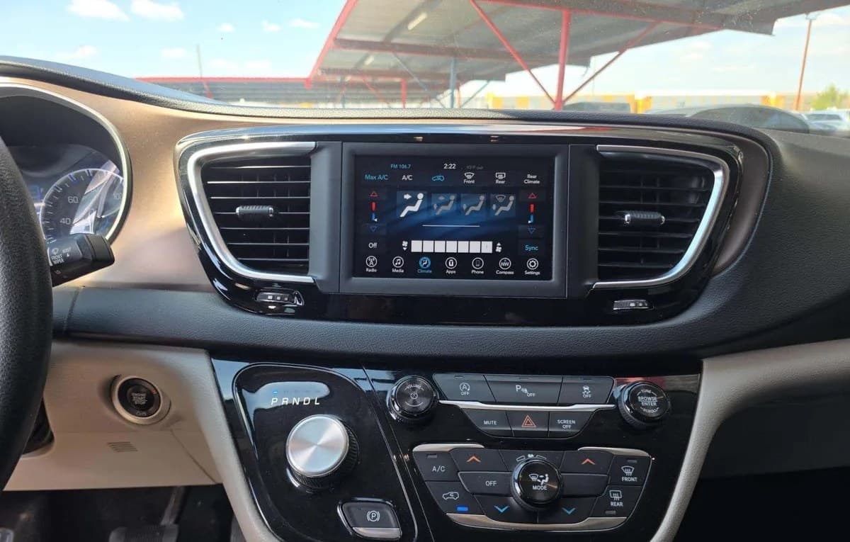 2018 CHRYSLER PACIFICA TOURING 121.6" WB 7