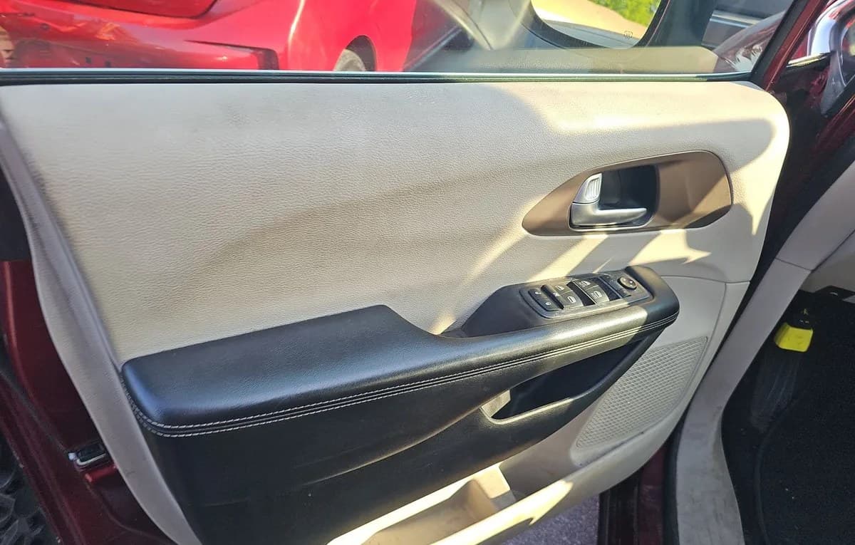 2021 CHRYSLER VOYAGER LXI 121.6" WB 6