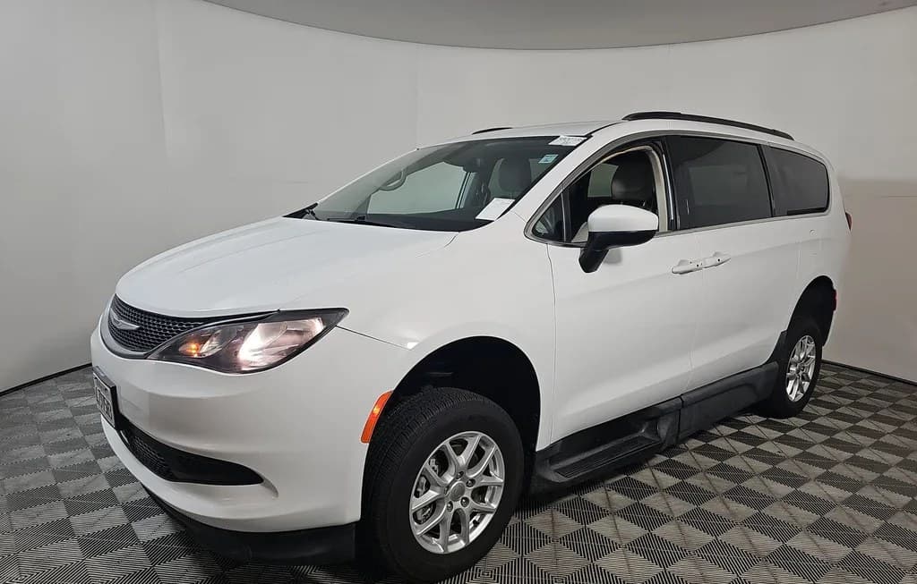 2021 CHRYSLER VOYAGER LXI 121.6" WB