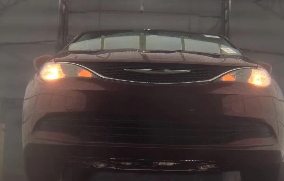 2017 CHRYSLER PACIFICA TOURING 121.6" WB 4