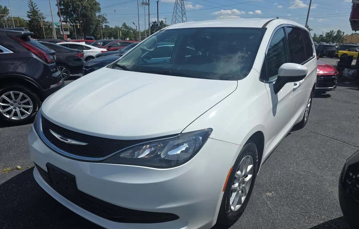 2017 CHRYSLER PACIFICA TOURING 121.6" WB 2