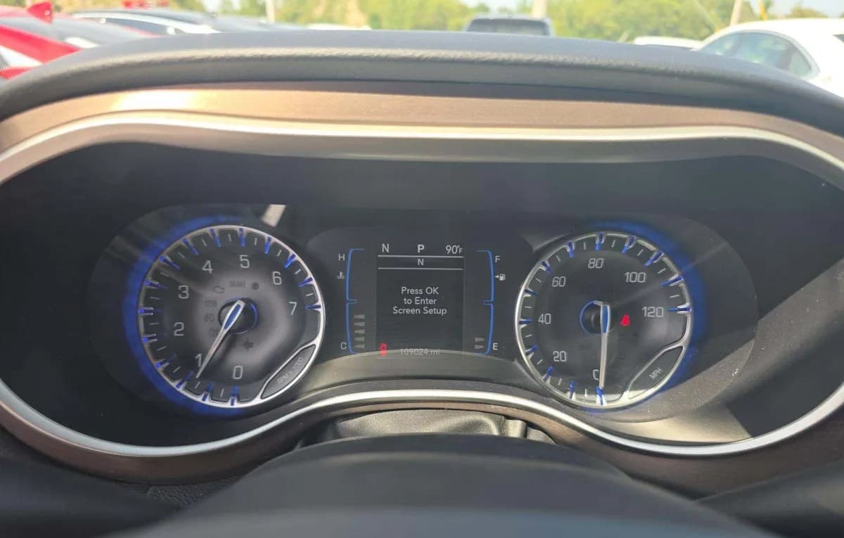 2017 CHRYSLER PACIFICA TOURING 121.6" WB 6