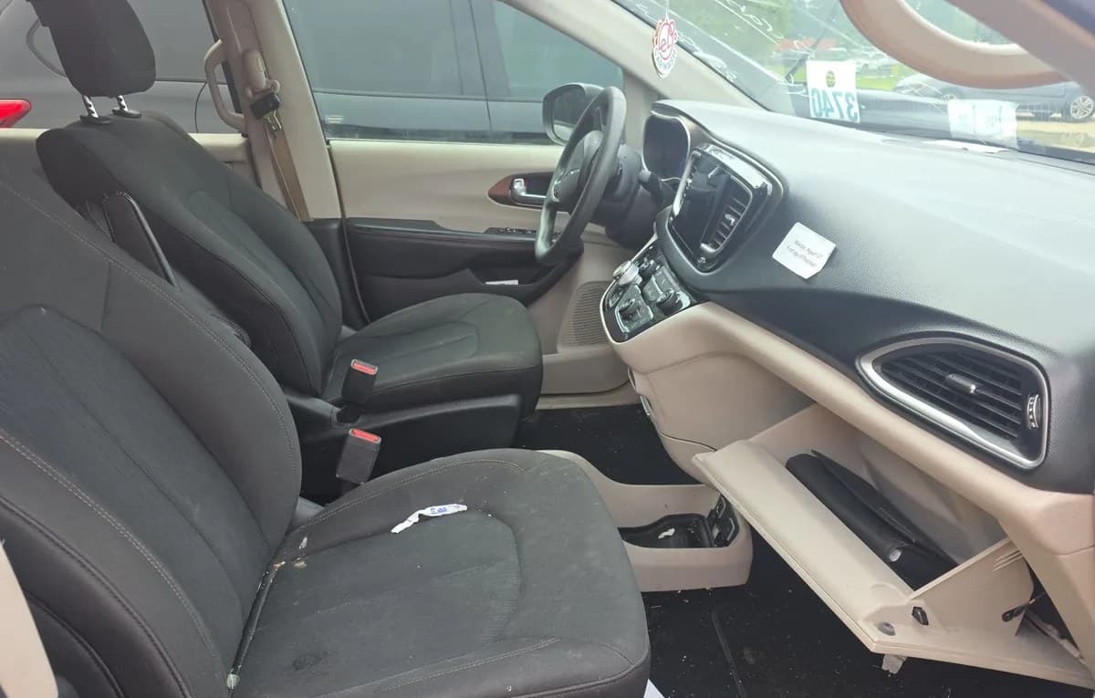 2017 CHRYSLER PACIFICA TOURING 121.6" WB 5