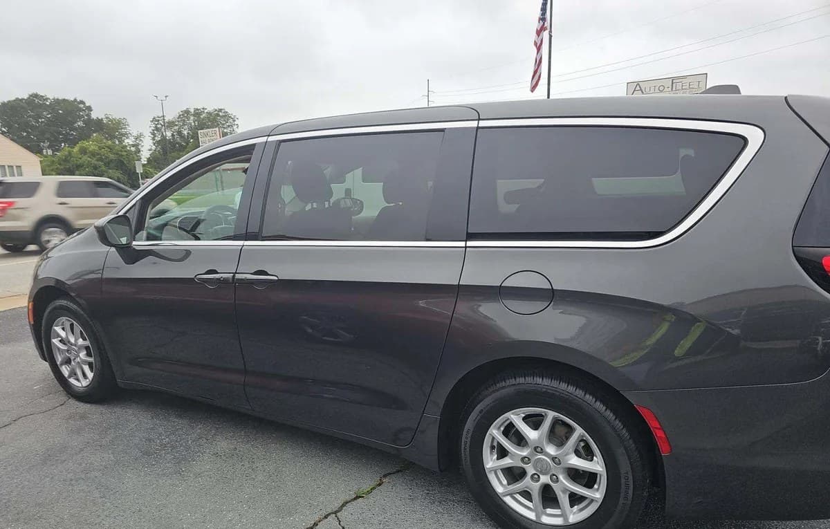 2017 CHRYSLER PACIFICA TOURING 121.6" WB 3