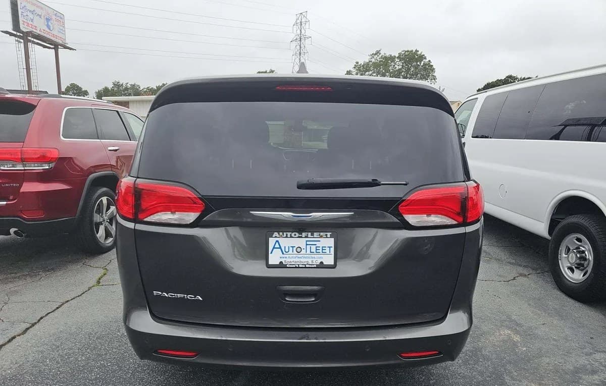 2017 CHRYSLER PACIFICA TOURING 121.6" WB 4
