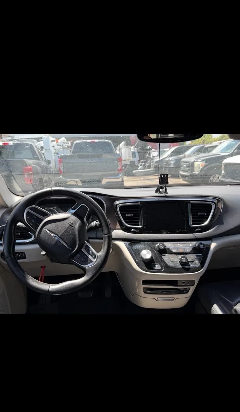 2018 CHRYSLER PACIFICA TOURING L PLUS 121.6" WB 3