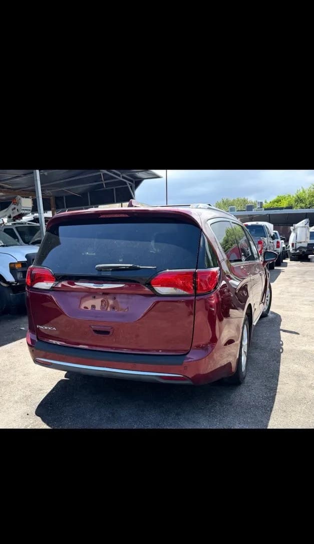 2018 CHRYSLER PACIFICA TOURING L PLUS 121.6" WB 5