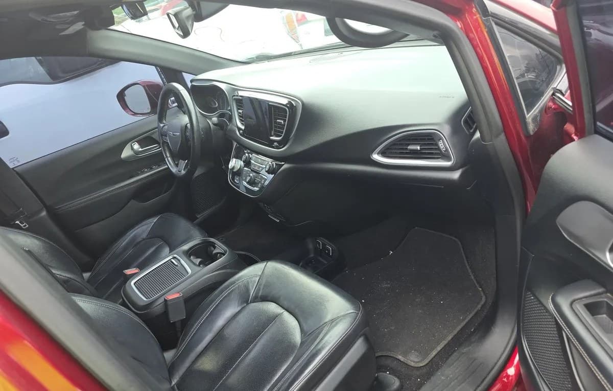 2018 CHRYSLER PACIFICA TOURING L PLUS 121.6" WB 5