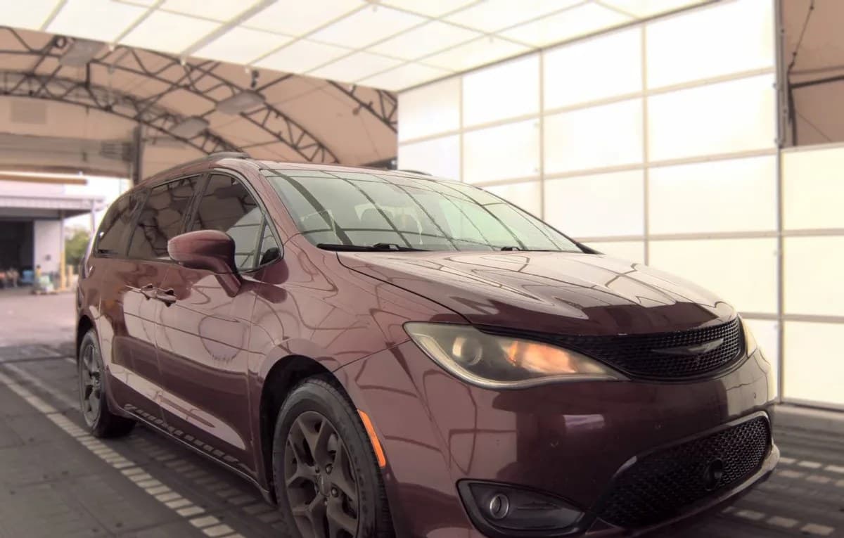 2018 CHRYSLER PACIFICA TOURING L PLUS 121.6" WB 4