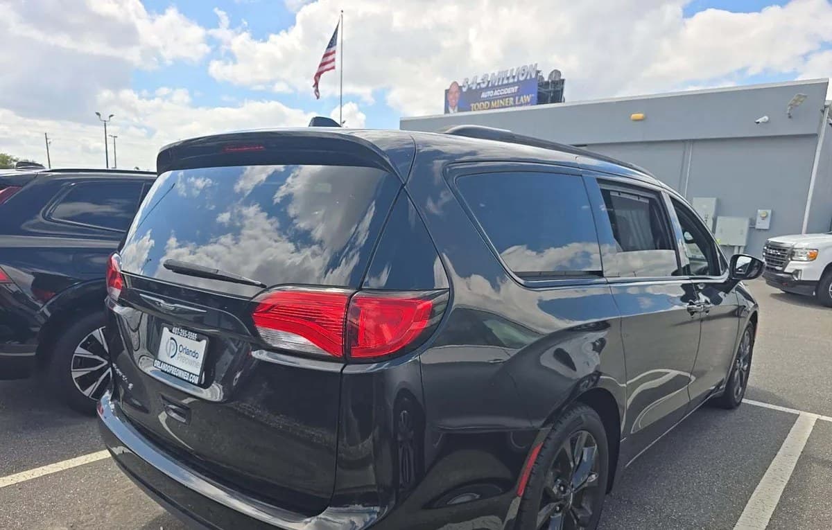 2019 CHRYSLER PACIFICA TOURING L PLUS 121.6" WB 4