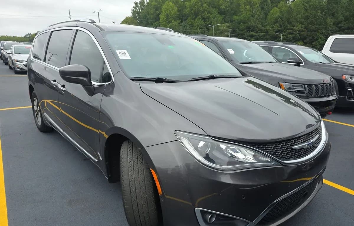 2020 CHRYSLER PACIFICA TOURING L PLUS 121.6" WB 4