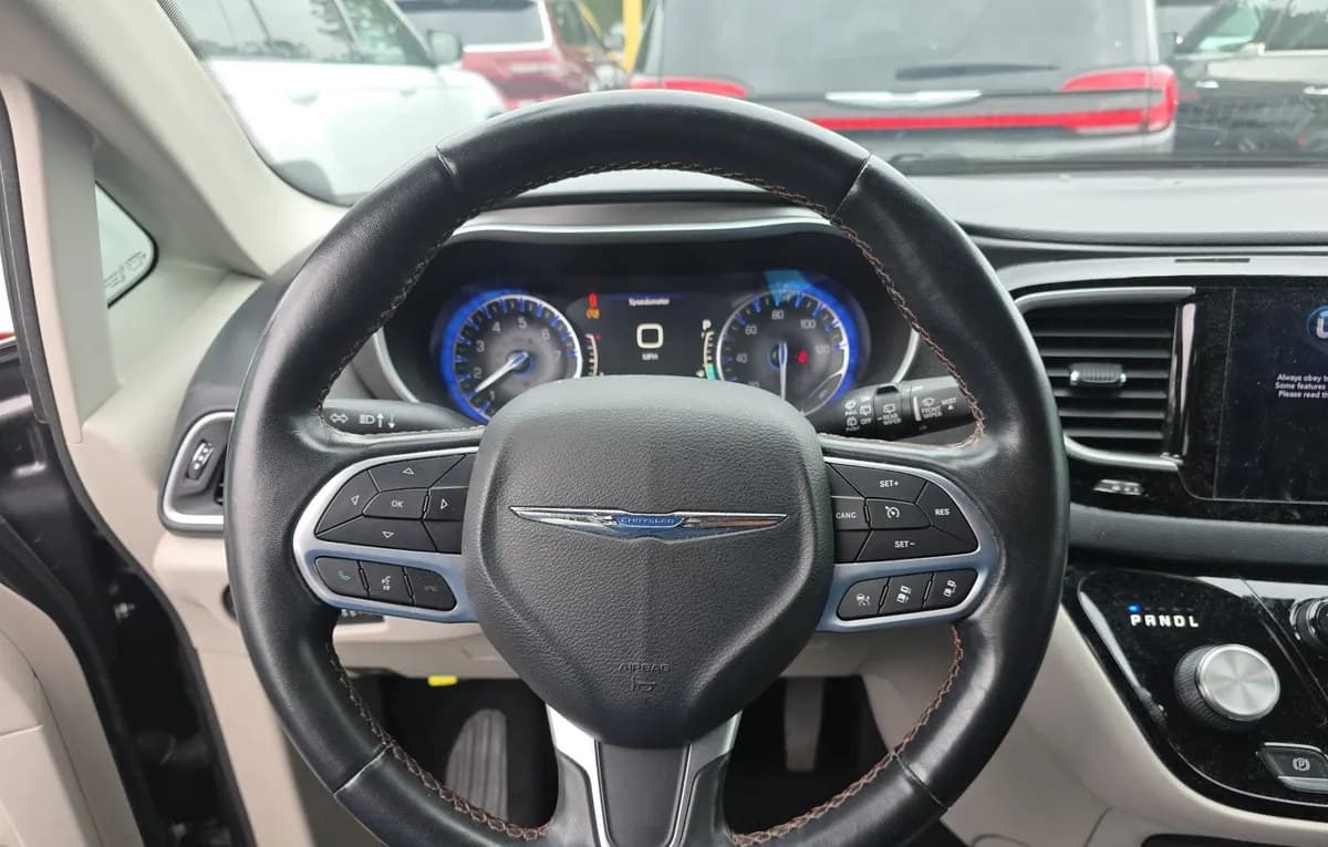 2020 CHRYSLER PACIFICA TOURING L PLUS 121.6" WB 7