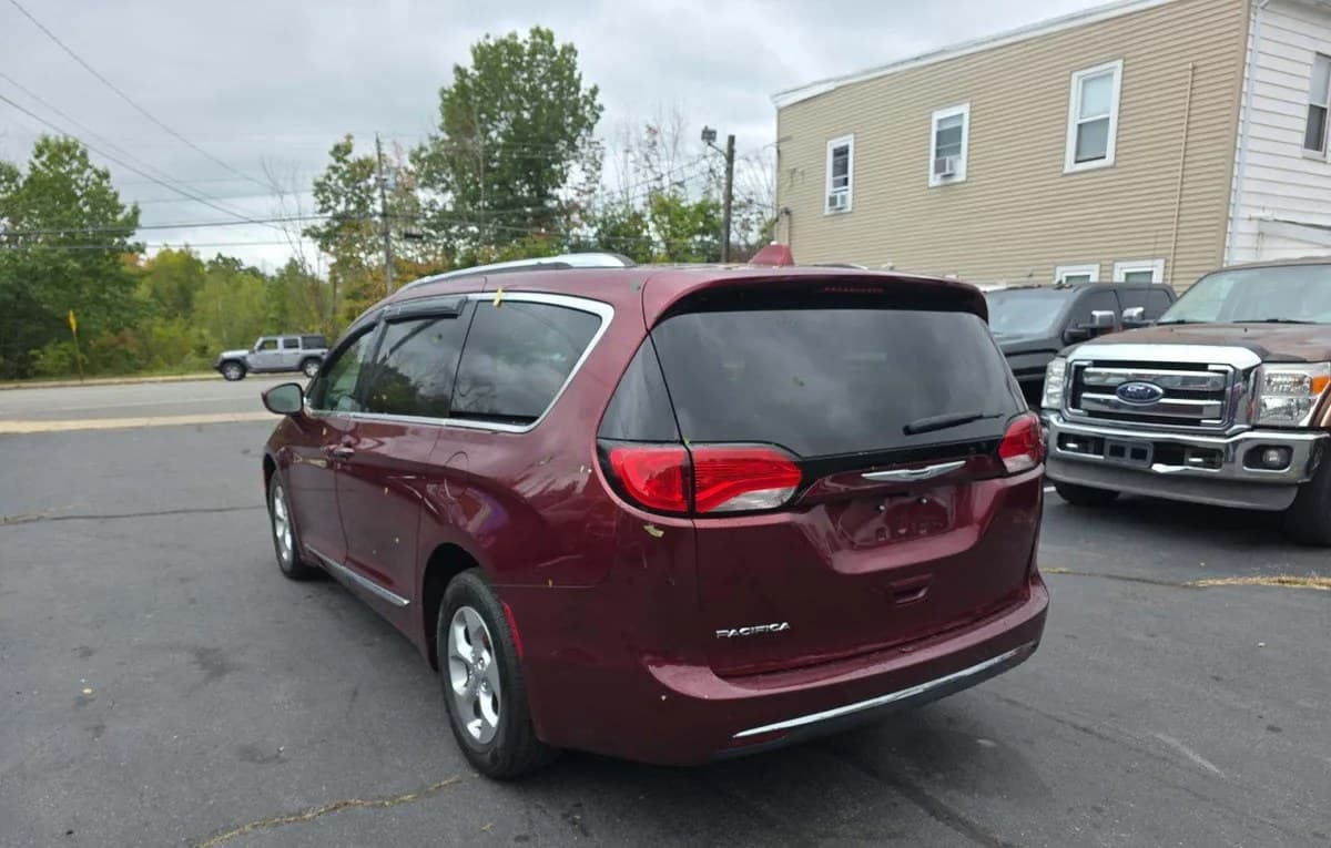 2017 CHRYSLER PACIFICA TOURING L PLUS 121.6" WB 3