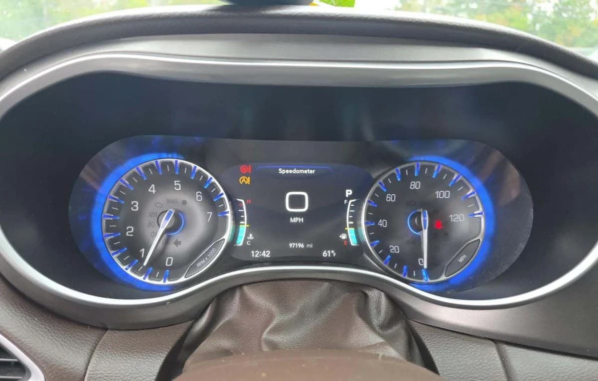 2017 CHRYSLER PACIFICA TOURING L PLUS 121.6" WB 6