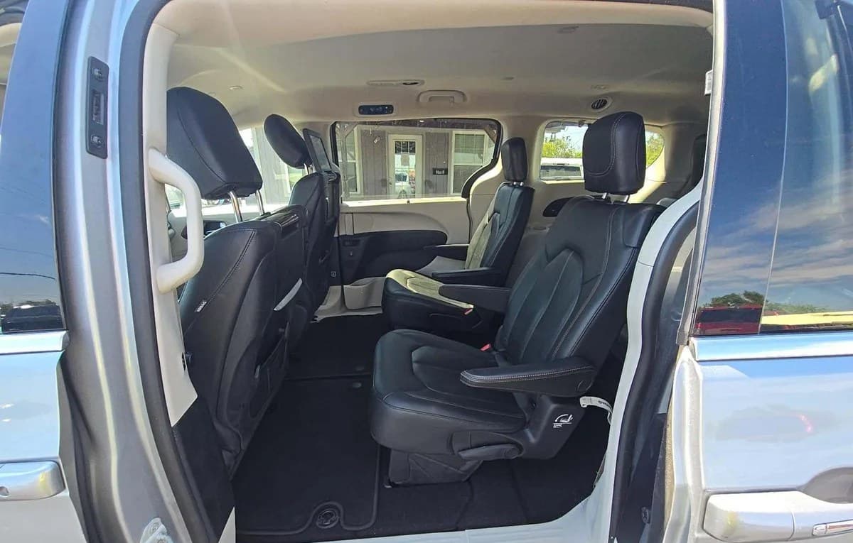 2020 CHRYSLER PACIFICA TOURING L PLUS 121.6" WB 7