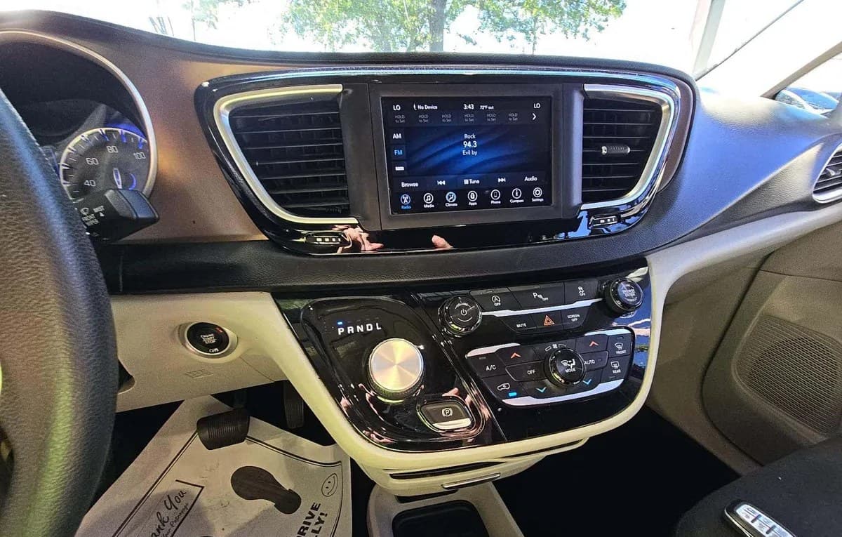 2018 CHRYSLER PACIFICA TOURING PLUS 121.6" WB 7
