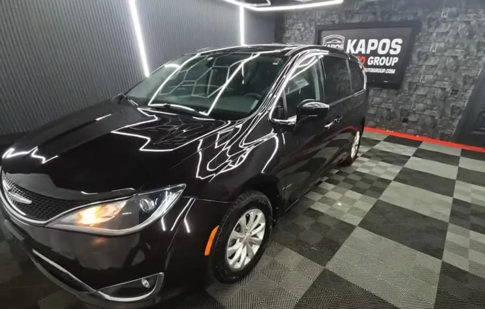 2018 CHRYSLER PACIFICA TOURING PLUS 121.6" WB 1