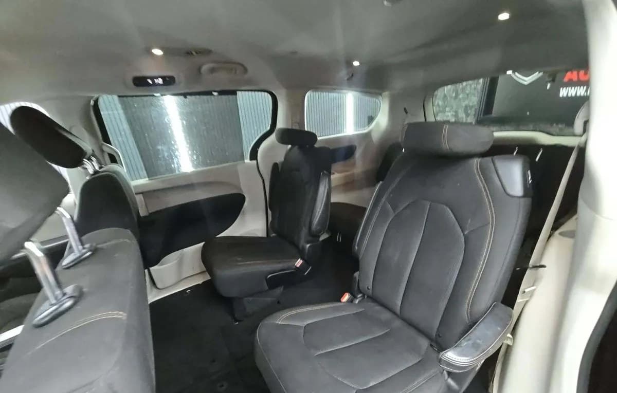 2018 CHRYSLER PACIFICA TOURING PLUS 121.6" WB 7
