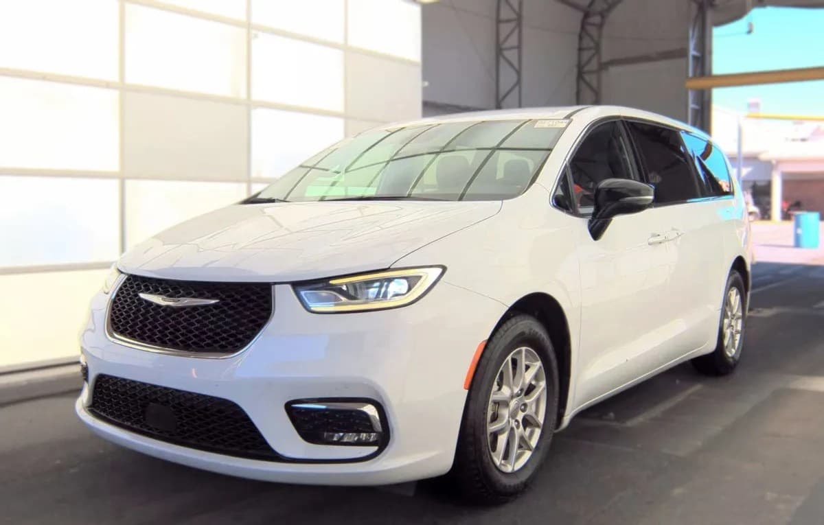 2024 CHRYSLER PACIFICA TOURING 121.6" WB 2