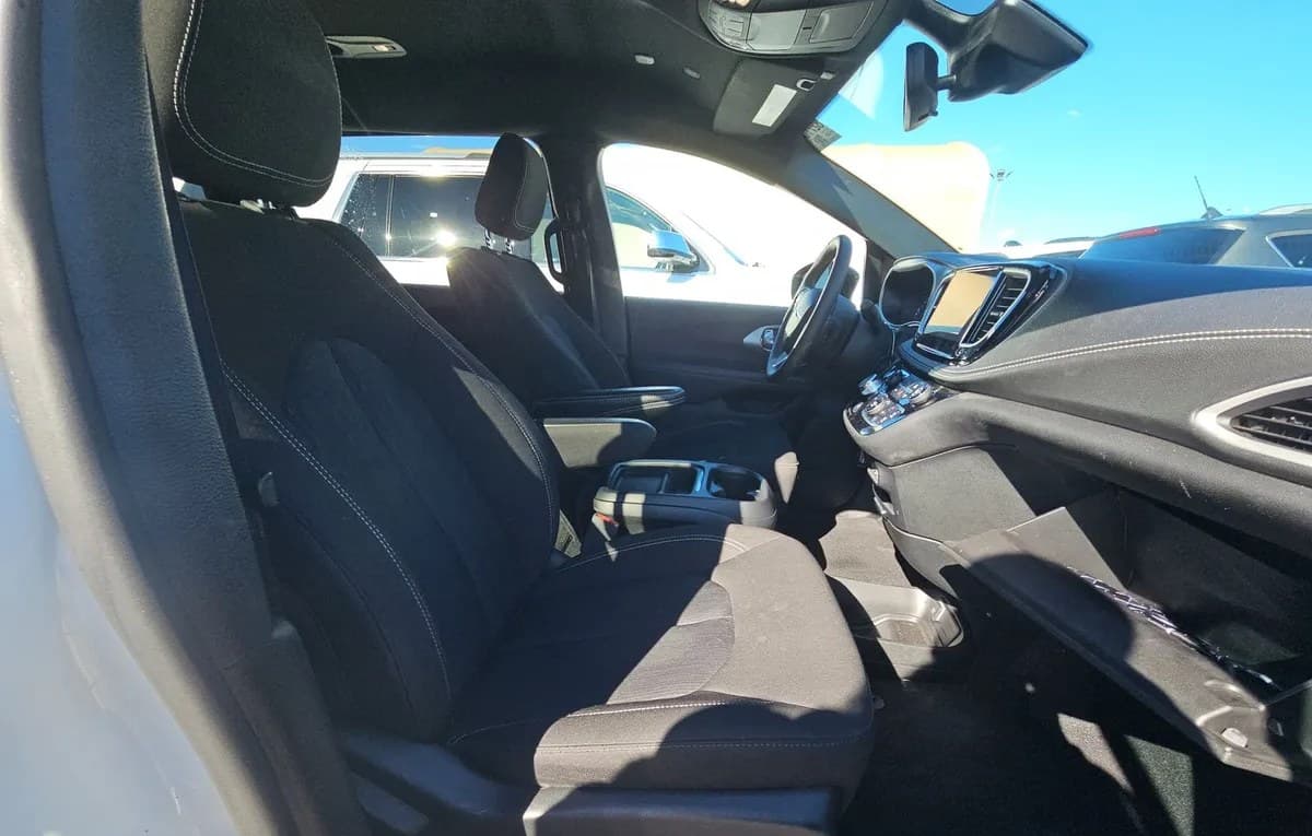 2024 CHRYSLER PACIFICA TOURING 121.6" WB 5