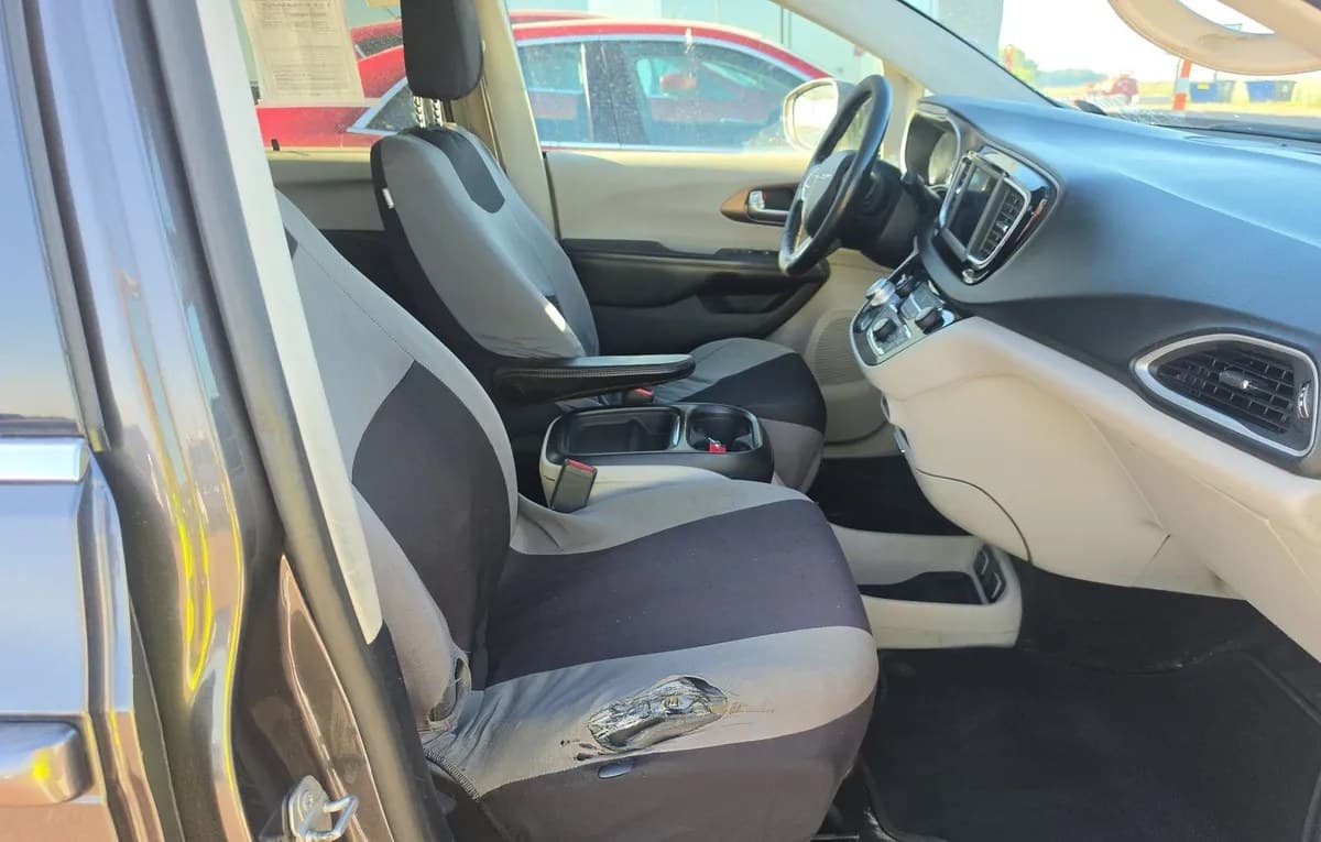 2019 CHRYSLER PACIFICA TOURING Plus 5