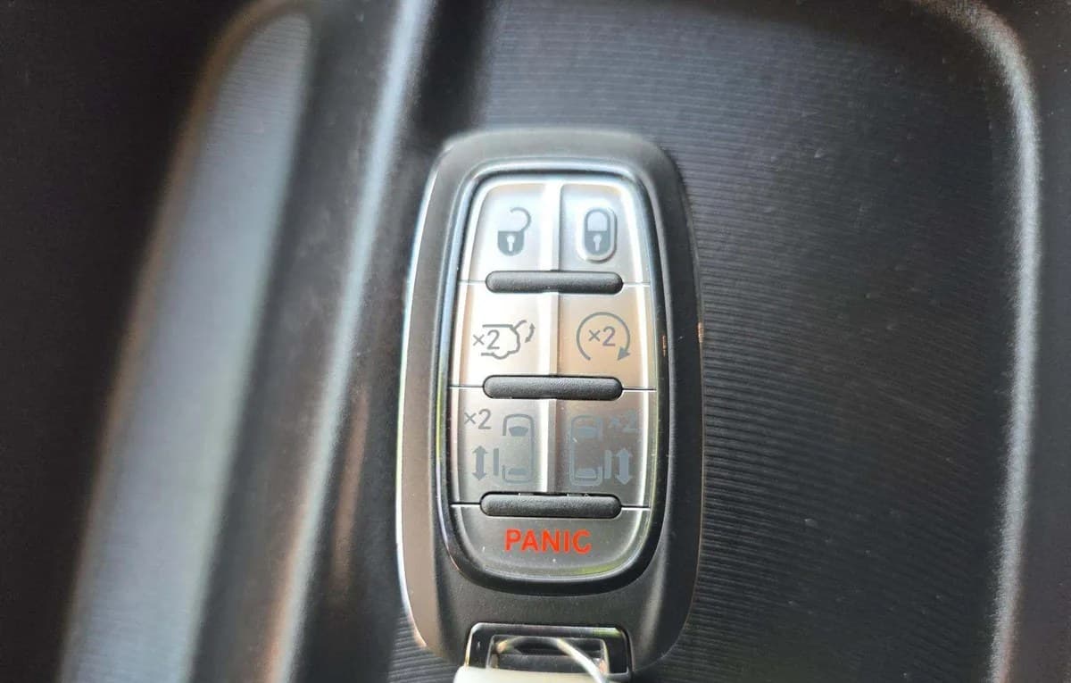 2020 CHRYSLER PACIFICA TOURING 121.6" WB 5
