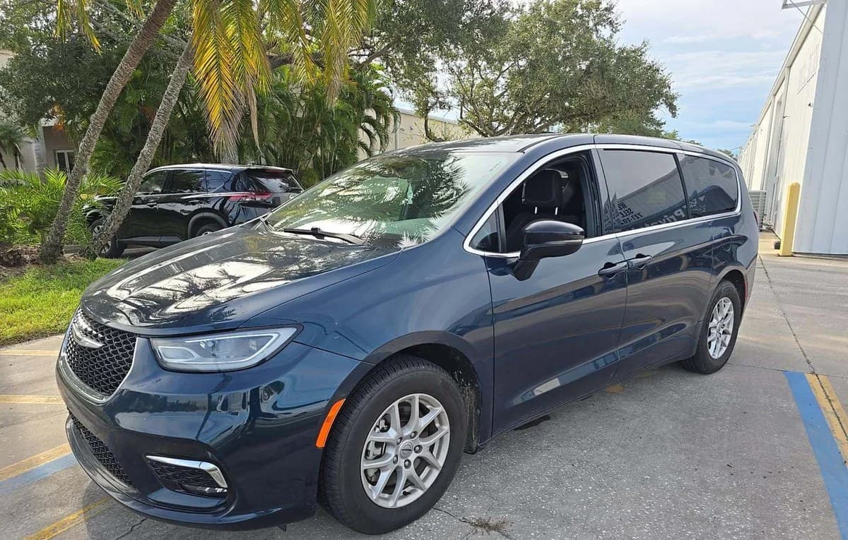 2024 CHRYSLER PACIFICA TOURING 121.6" WB 2