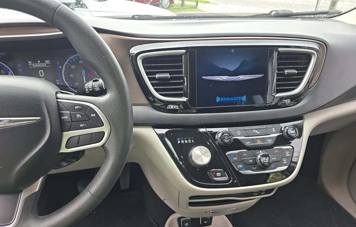 2018 CHRYSLER PACIFICA TOURING PLUS 121.6" WB 7