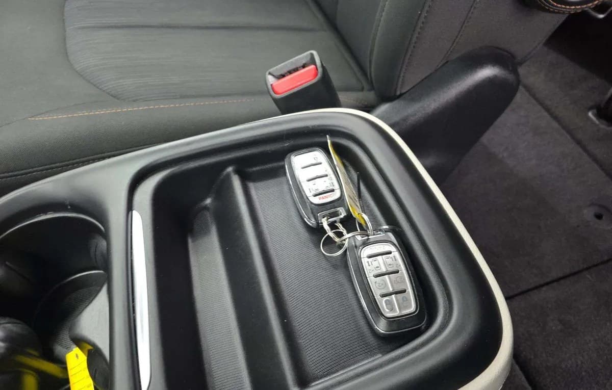 2018 CHRYSLER PACIFICA TOURING PLUS 121.6" WB 5