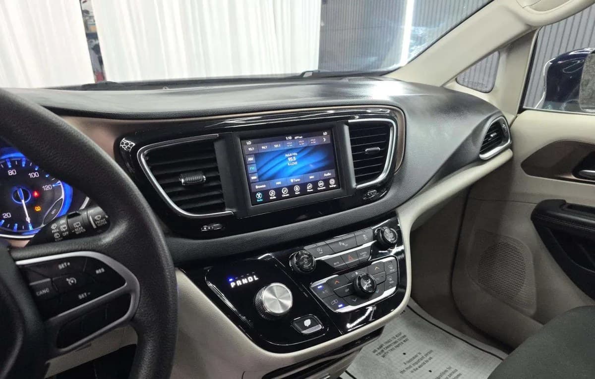 2018 CHRYSLER PACIFICA TOURING PLUS 121.6" WB 7