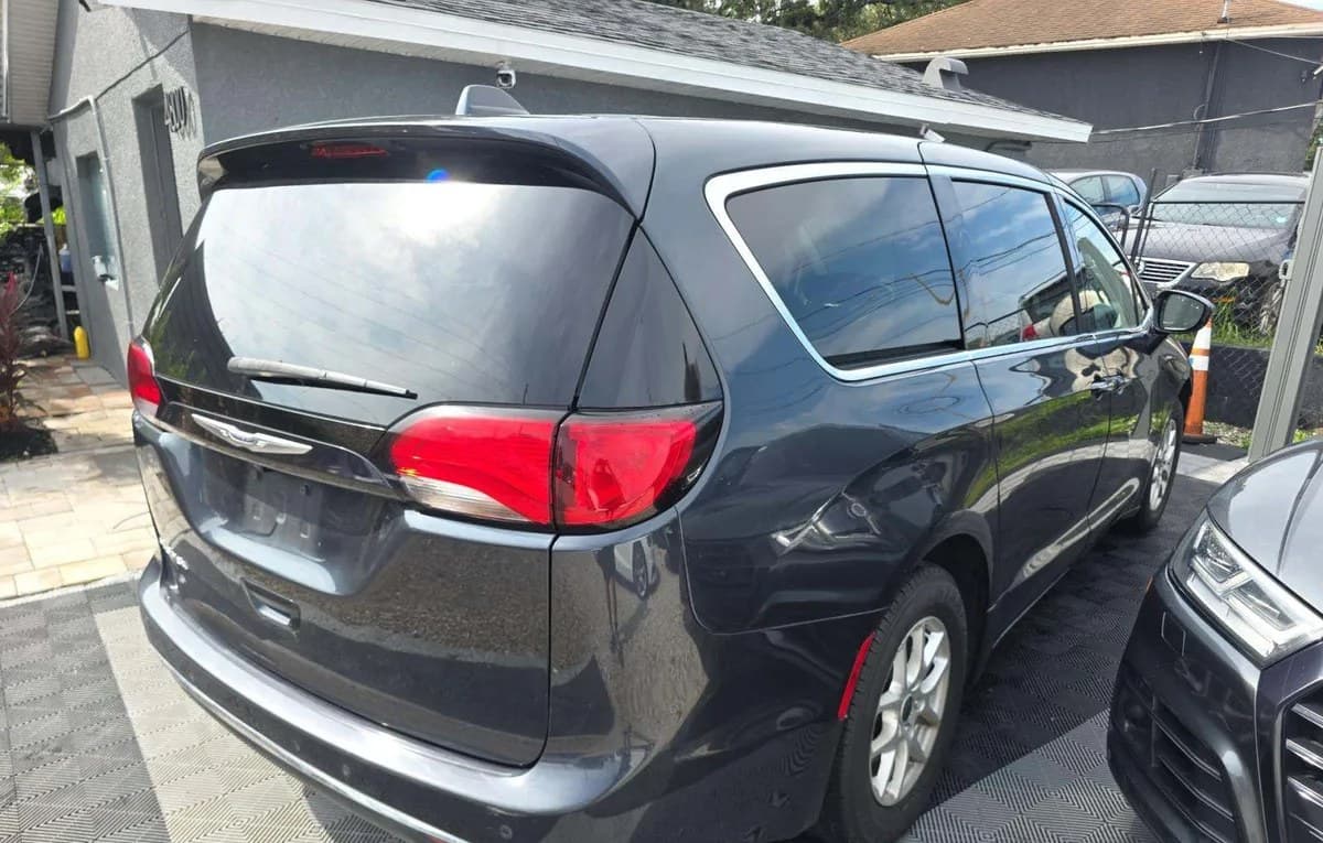 2020 CHRYSLER PACIFICA TOURING 121.6" WB 4