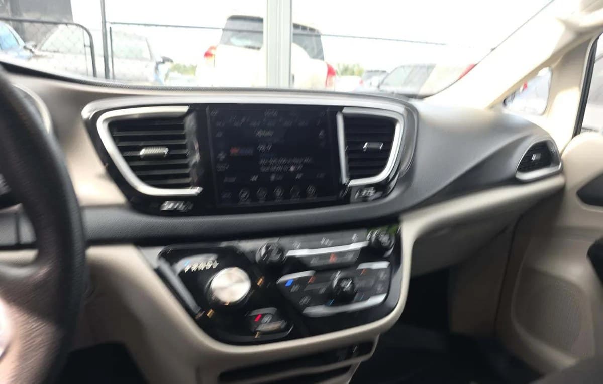 2020 CHRYSLER PACIFICA TOURING 121.6" WB 7