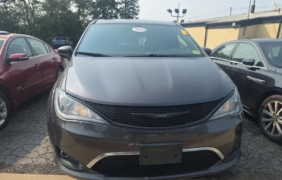 2019 CHRYSLER PACIFICA TOURING PLUS 121.6" WB 3