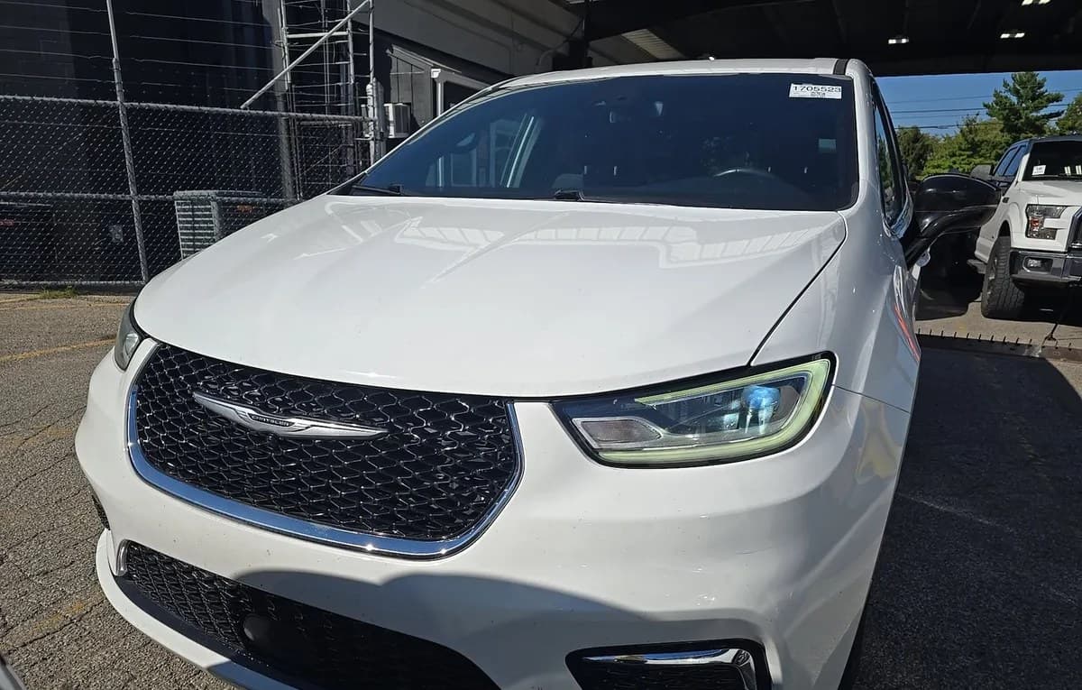 2024 CHRYSLER PACIFICA TOURING 121.6" WB 3