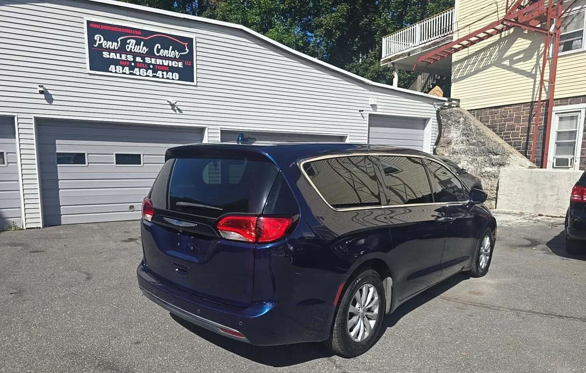 2018 CHRYSLER PACIFICA TOURING PLUS 121.6" WB 4