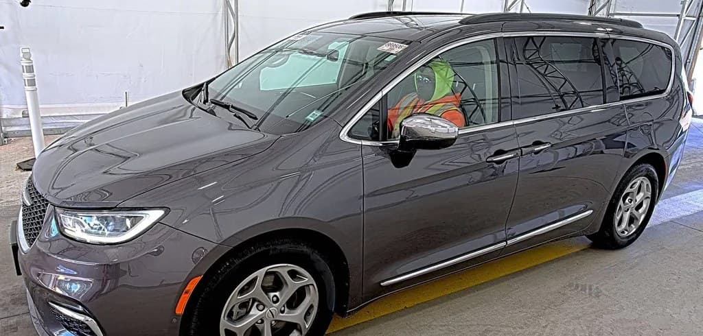 2023 CHRYSLER PACIFICA LIMITED 121.6" WB 1