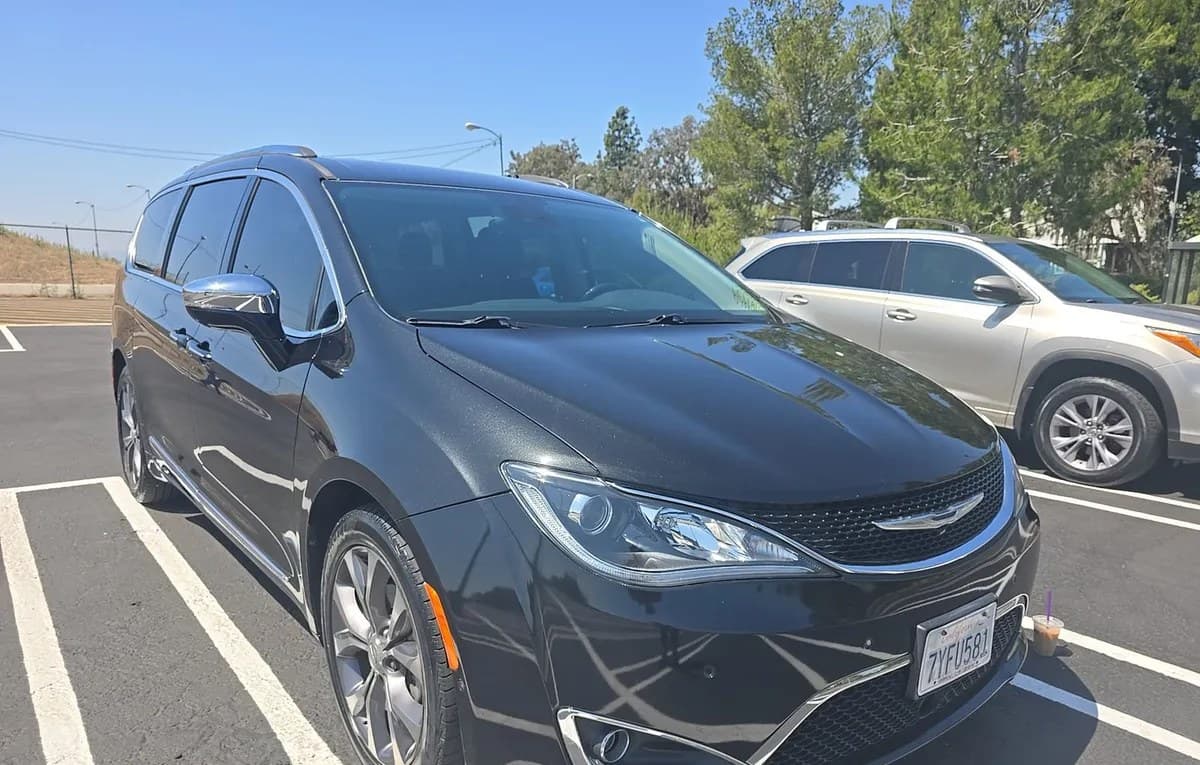2017 CHRYSLER PACIFICA Limited 4